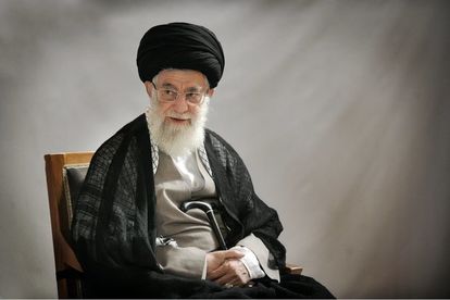 پیام رهبر انقلاب در پی مشکلات ناشی از بارندگی‌های اخیر: دستگاه‌های دولتی ومجموعه‌های مردمی هرچه بیشتربه یاری مردم بشتابند